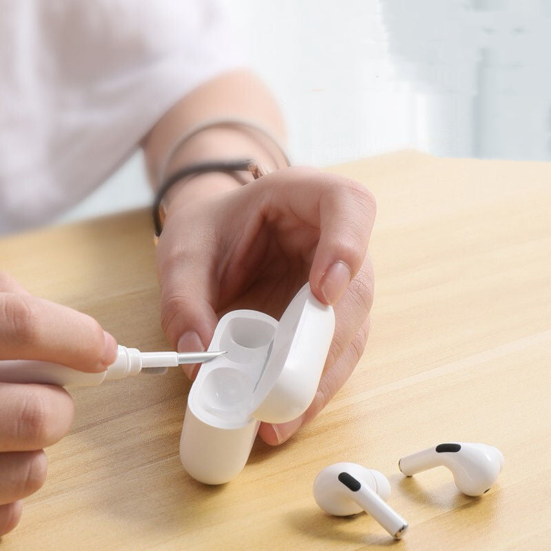 Earbud Cleaning Pen