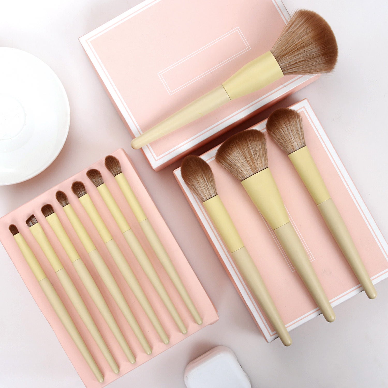 11-Piece Yellow Makeup Brush Set