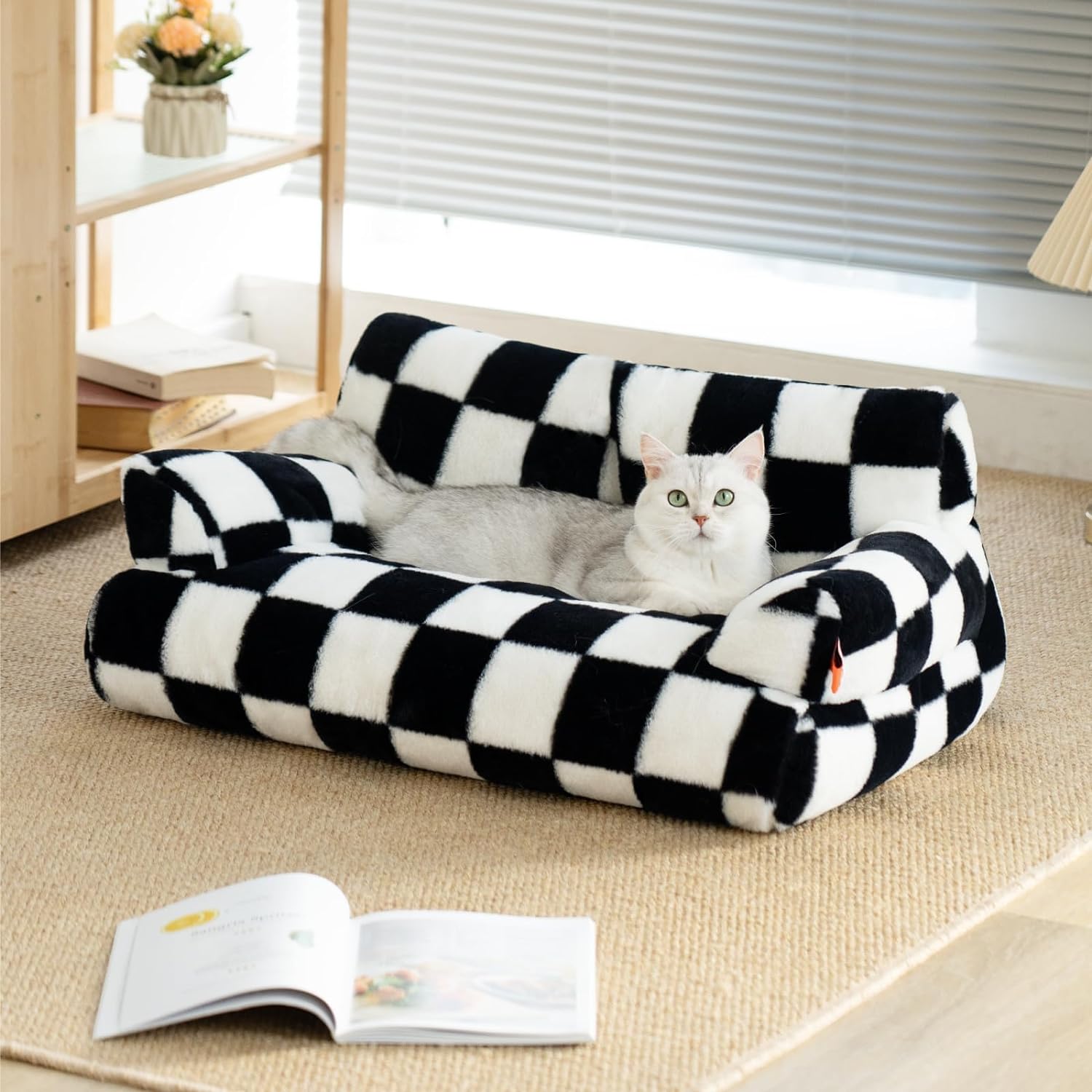 Fluffy Pet Couch Bed for Cats and Small Dogs