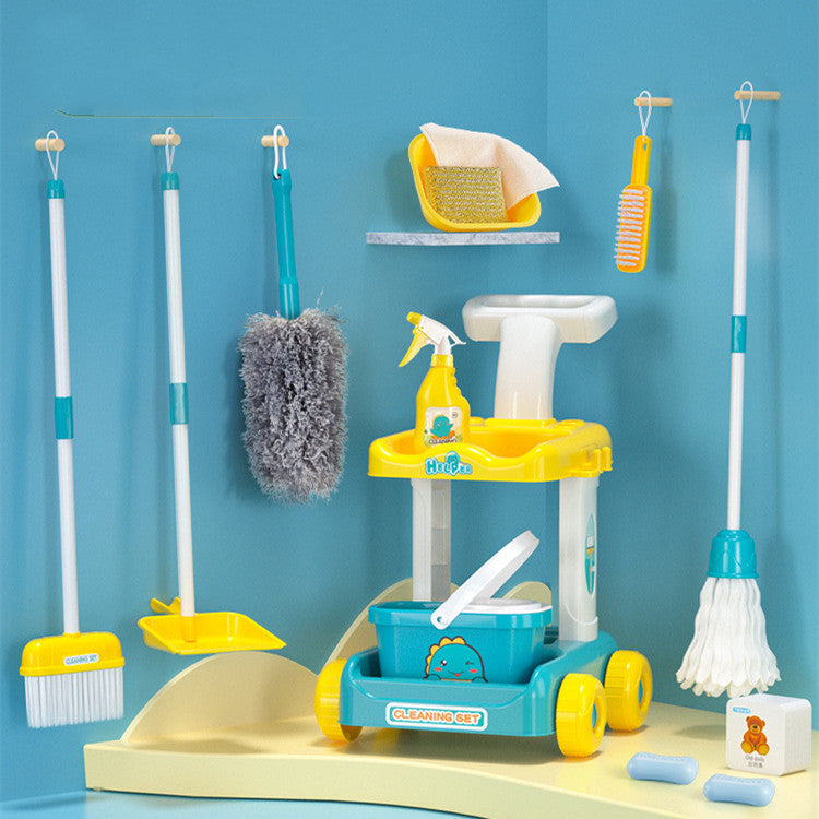 Kids' Pretend Play Cleaning Set